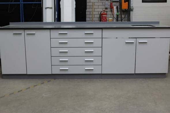 Potteau Laboratory Tables