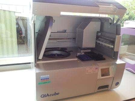Qiagen QIAcube Automated Nucleic Acid Purification System, image 3