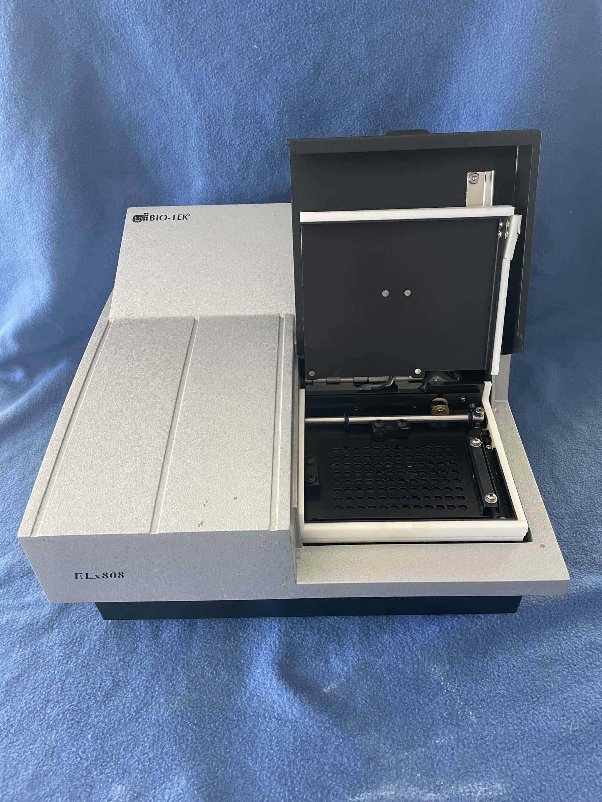 BioTek ELx808 Absorbance Microplate Reader