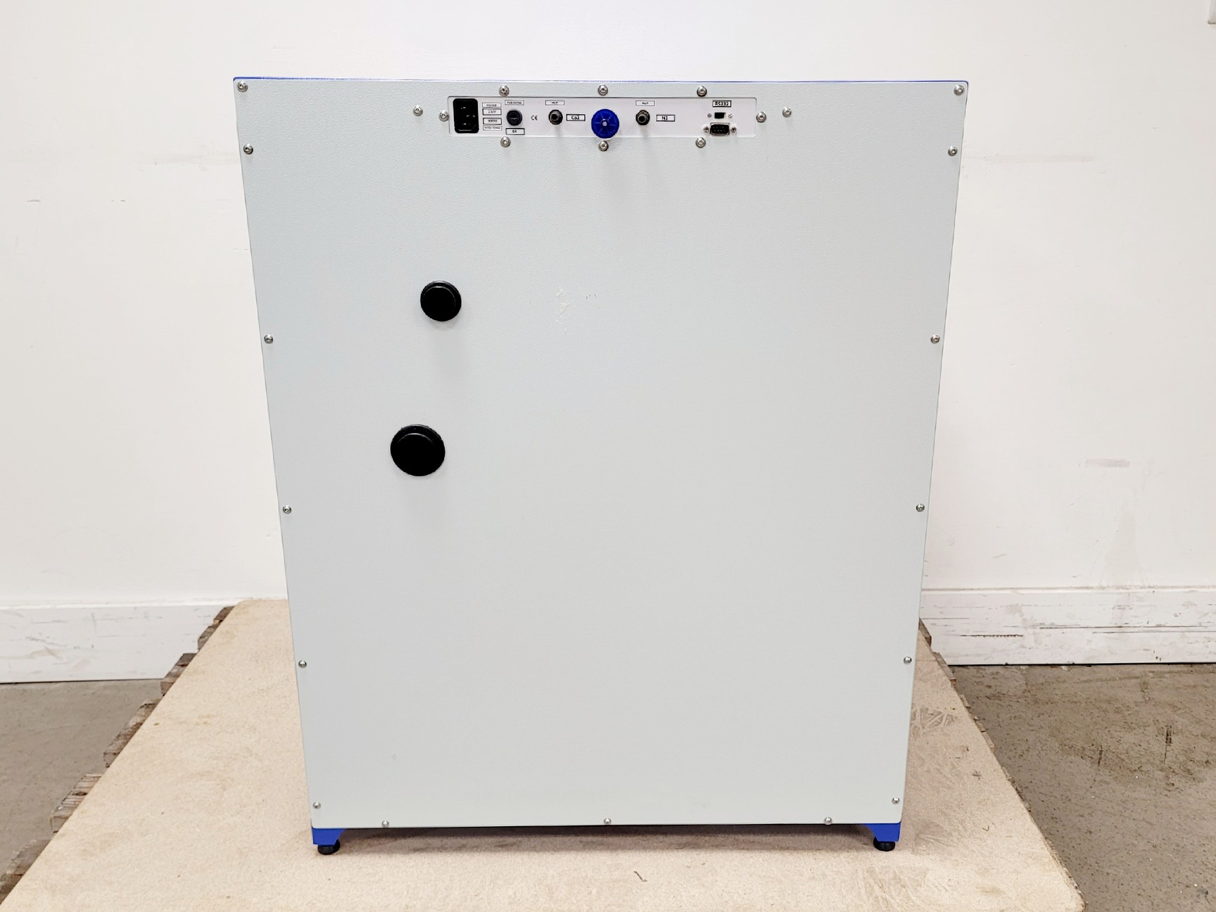 GS Biotech 170 L CO2 Incubator, image 2