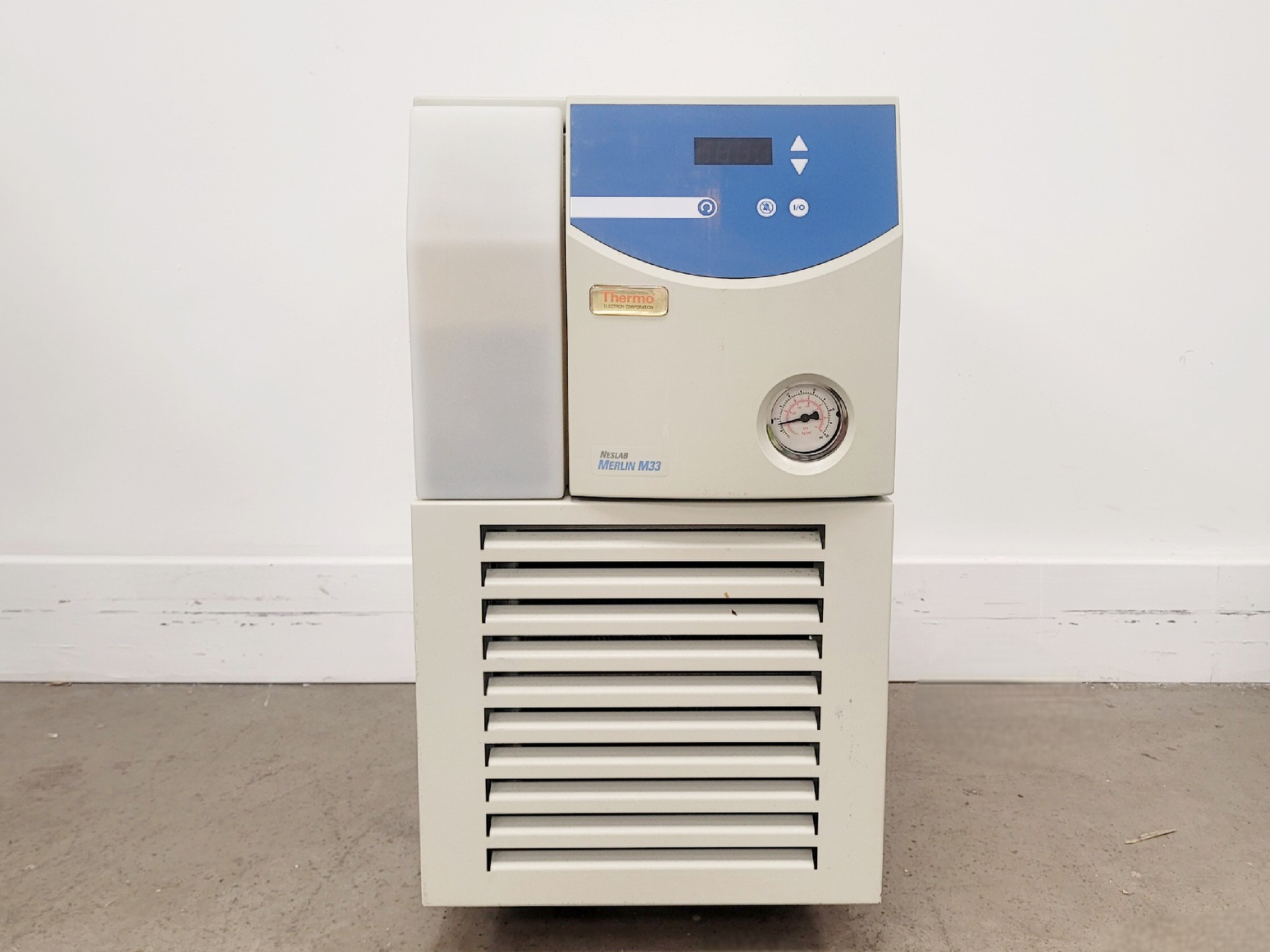 Thermo Scientific NESLAB Merlin M33 Recirculating Chiller, image 2