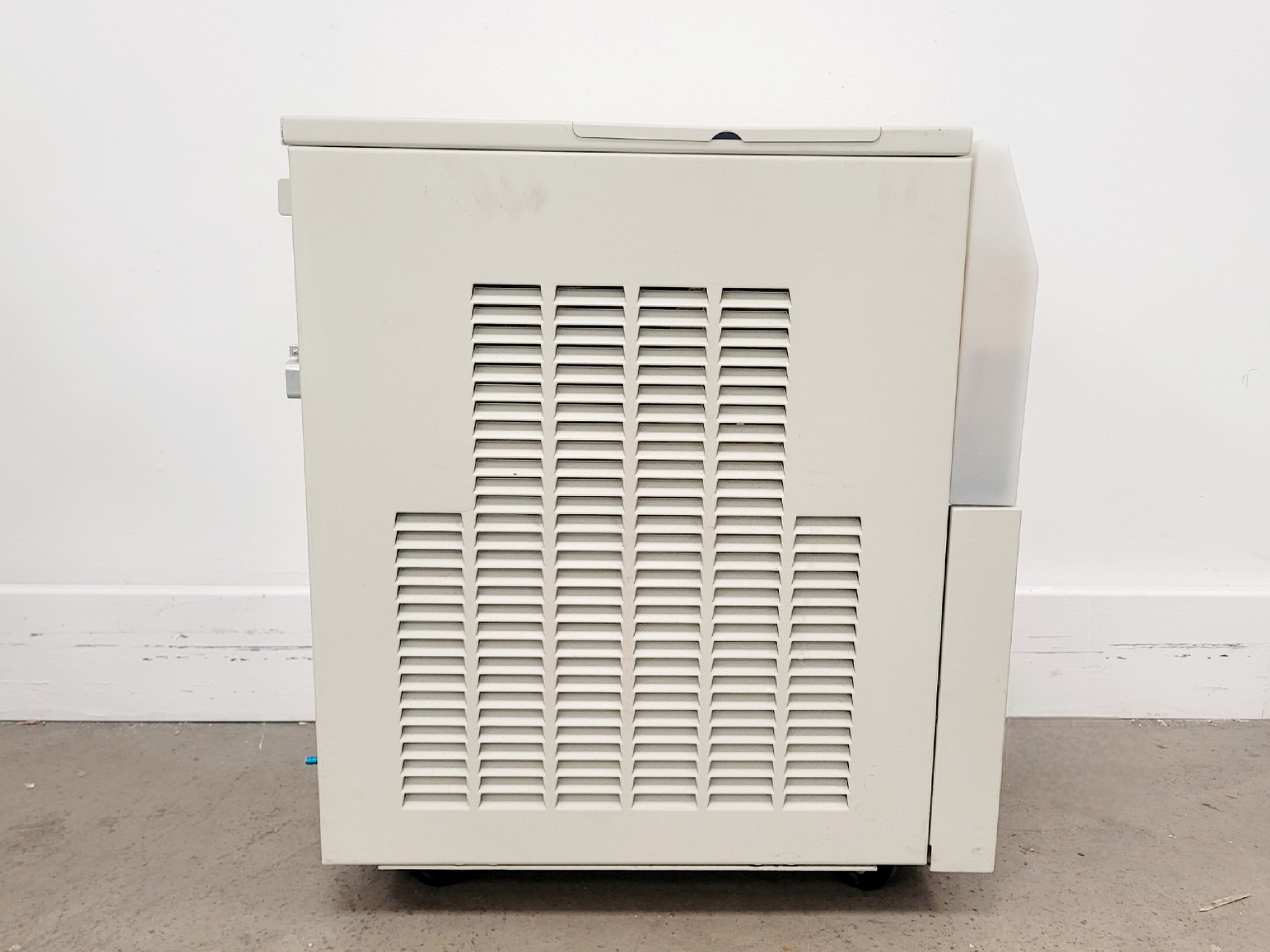 Thermo Scientific NESLAB Merlin M33 Recirculating Chiller, image 5