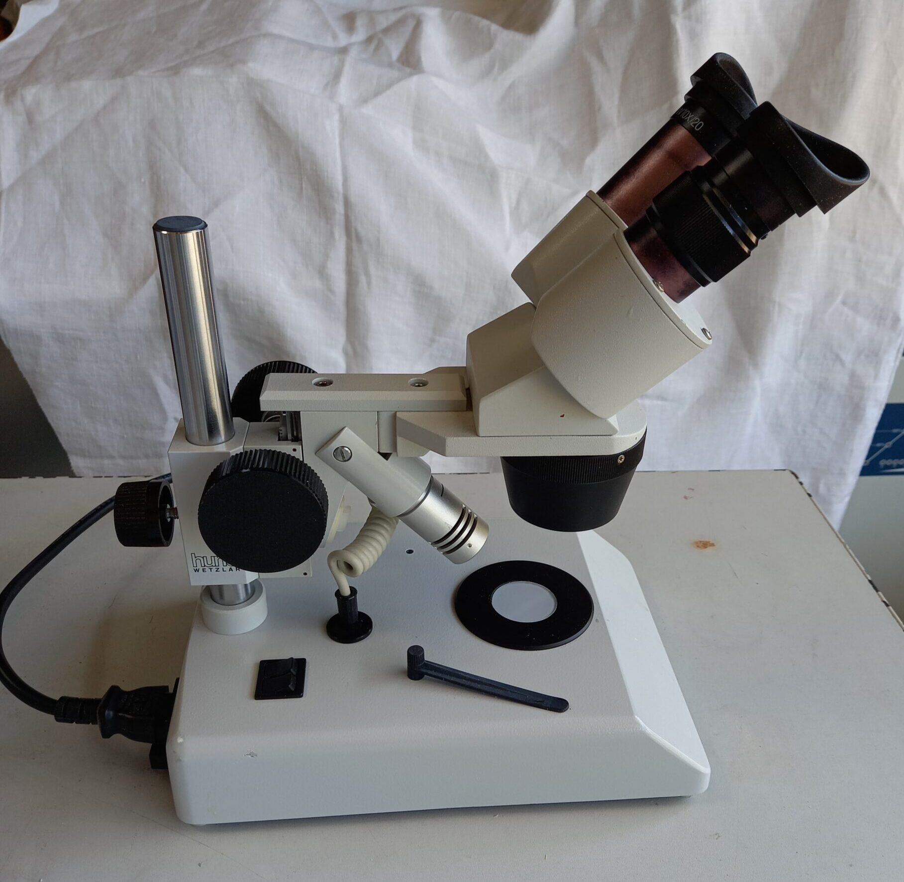 Hund Wetzlar SL24 AD Stereo Microscope, image 2