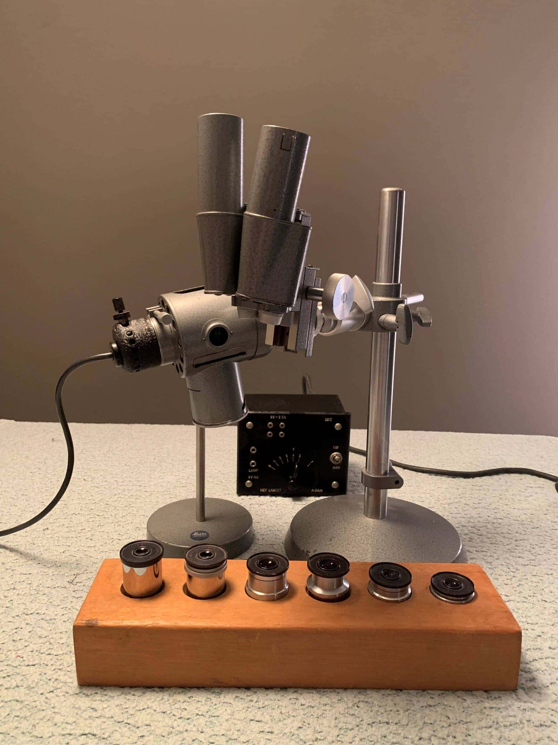 Leitz Stereo Microscope