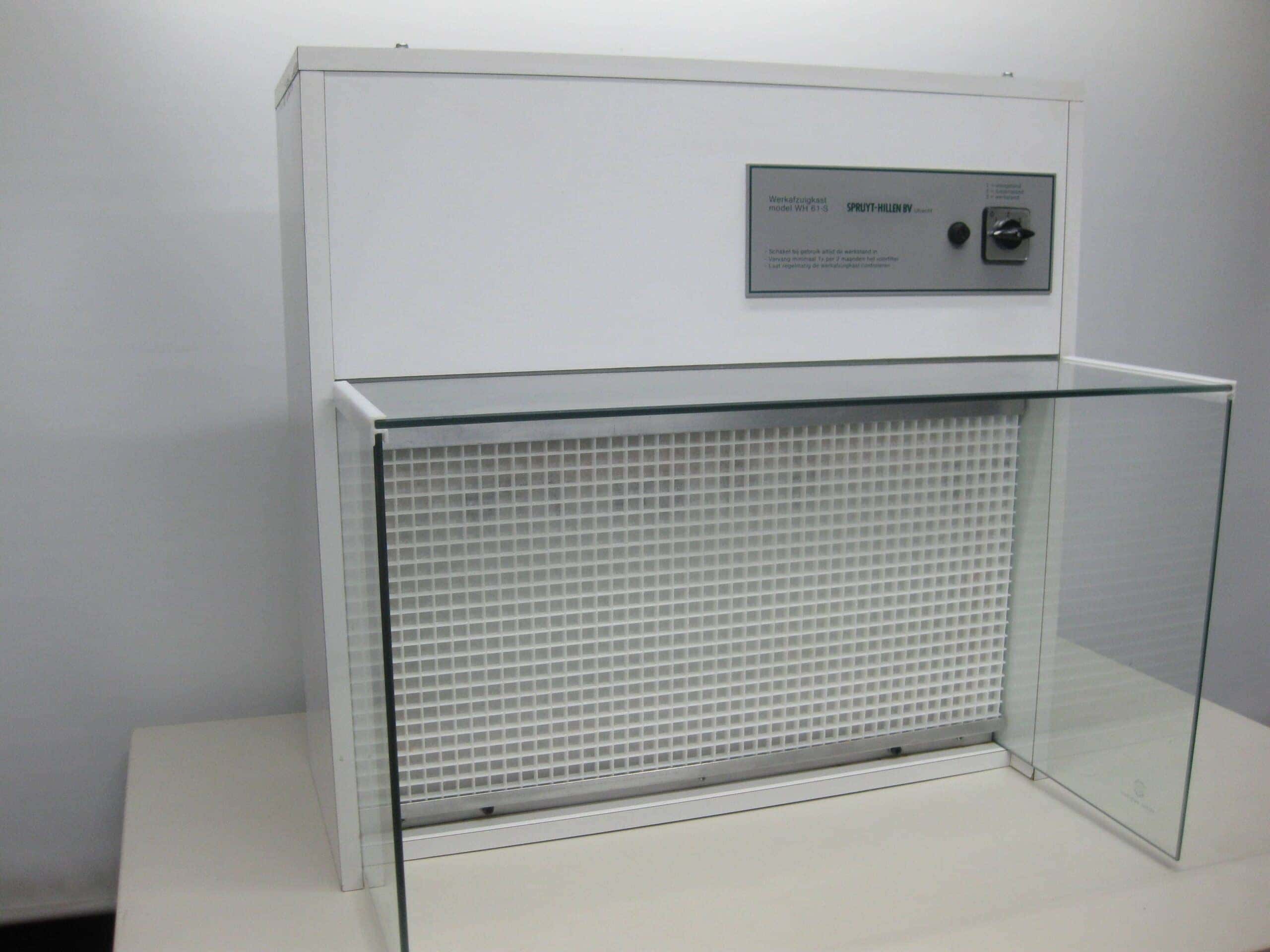 Spruyt-Hillen WH61-S Powder Fume Hood, image 2