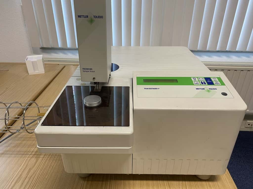 Mettler Toledo TGA/SDTA851e Thermogravimetric Analyzer