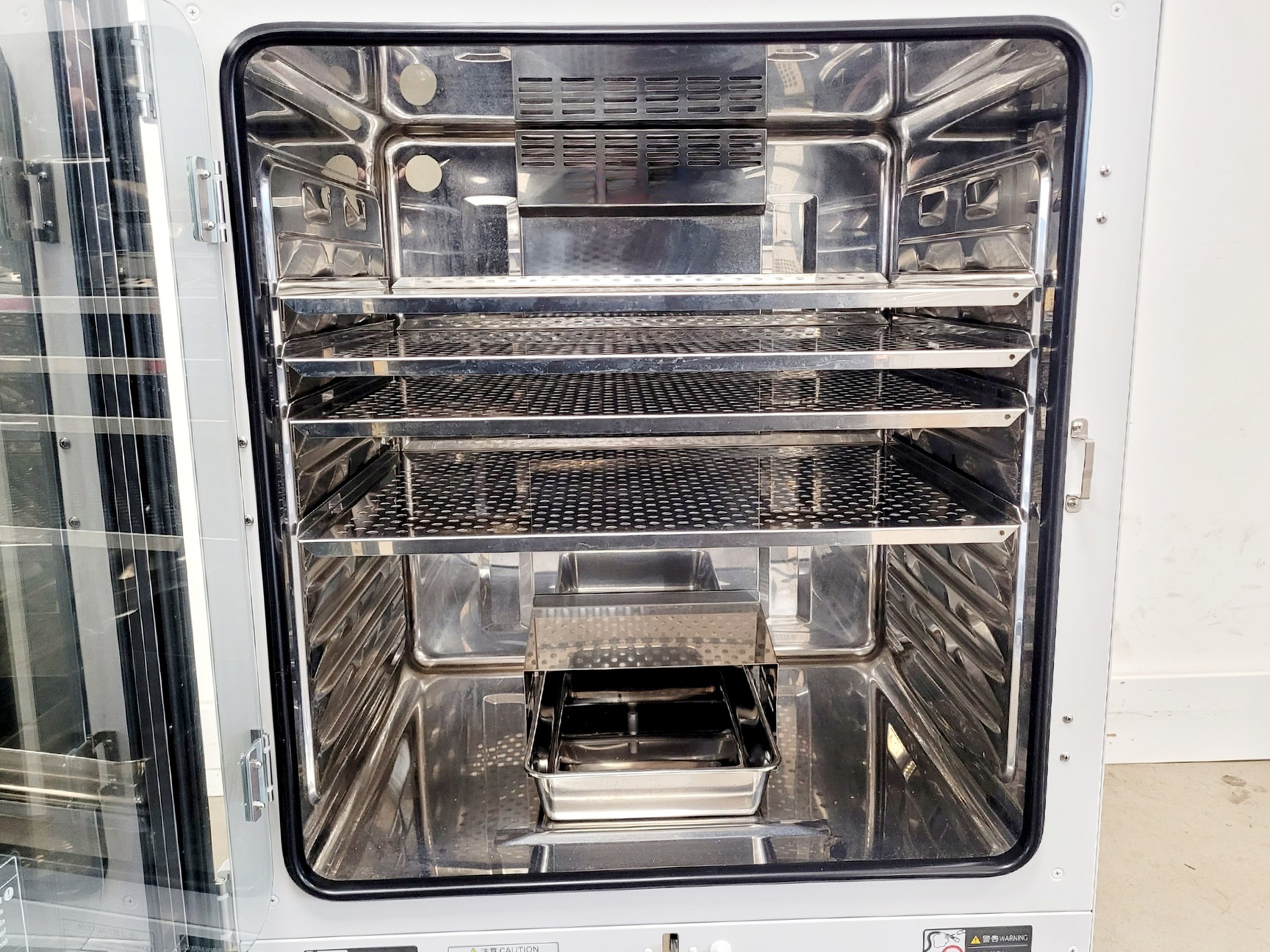 PHCbi MCO-230AICUV-PE CO2 Incubator (230 L), image 4