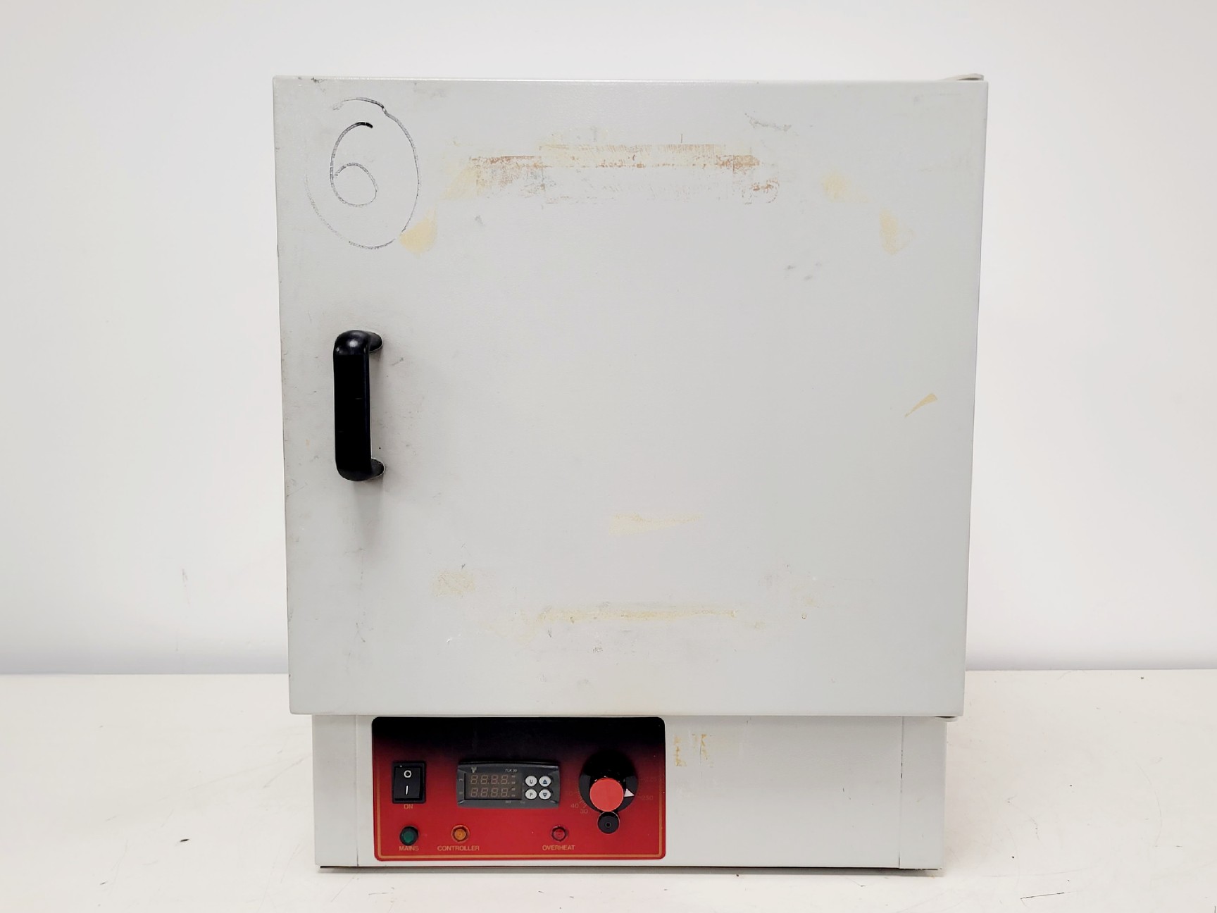 Genlab MINO/40/F/DIG Laboratory Oven, image 2