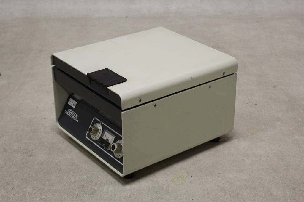 Hettich Universal Centrifuge, image 2