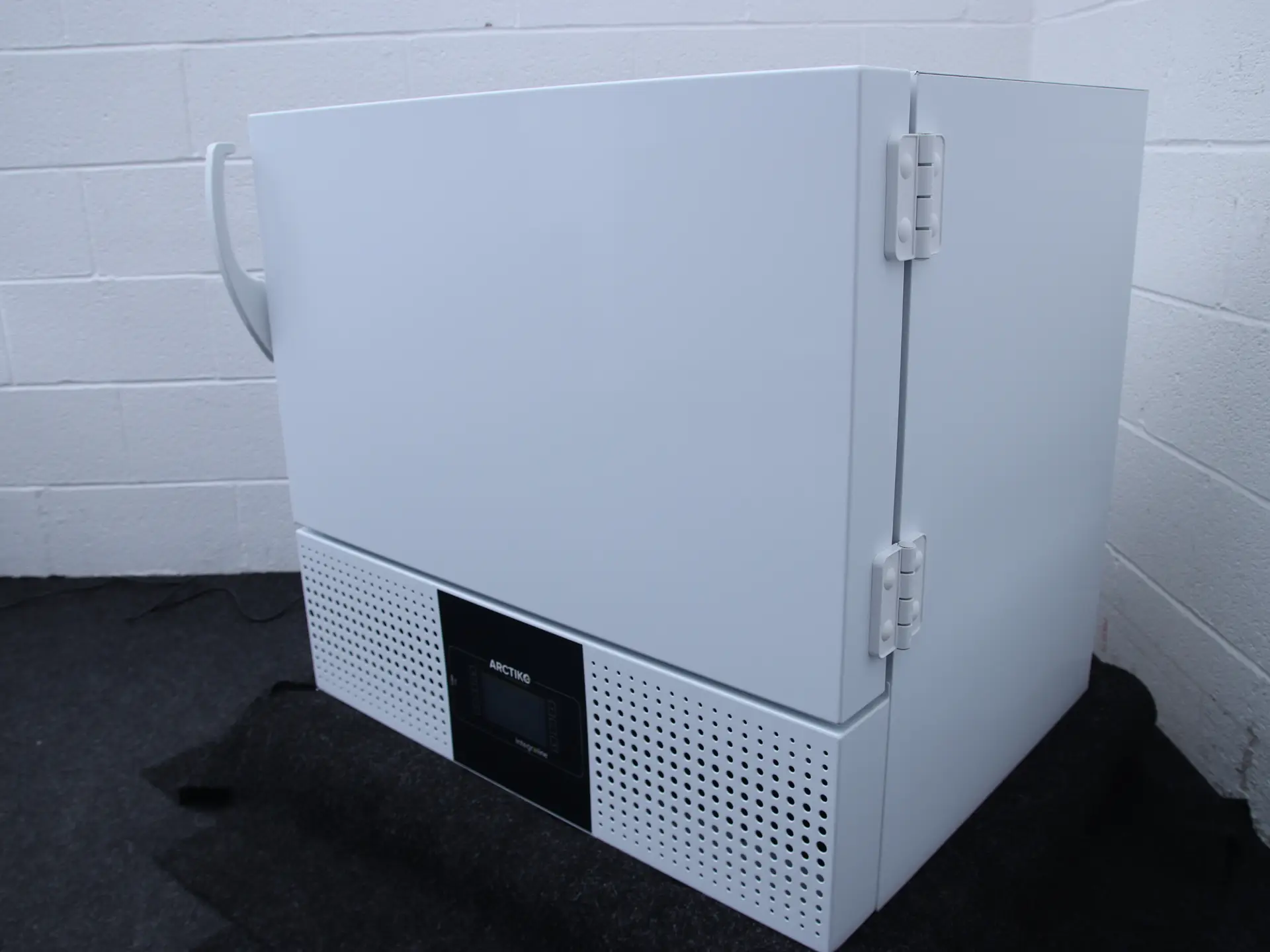 Arctiko ULUF P90 ULT Freezer, image 3