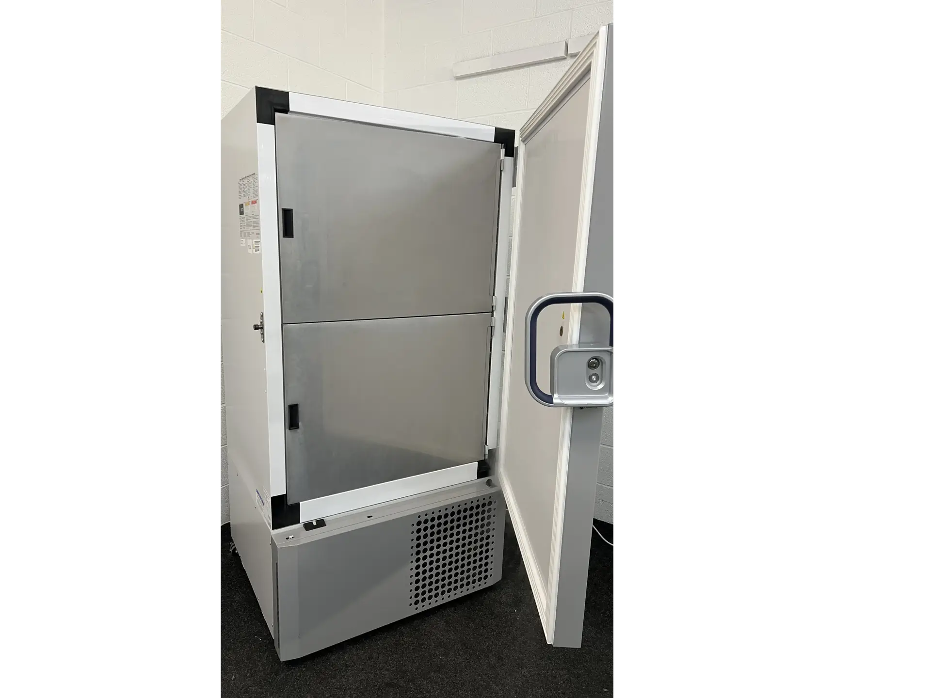 Thermo Scientific TSX60086V Ultra Low Temperature Freezer, image 5