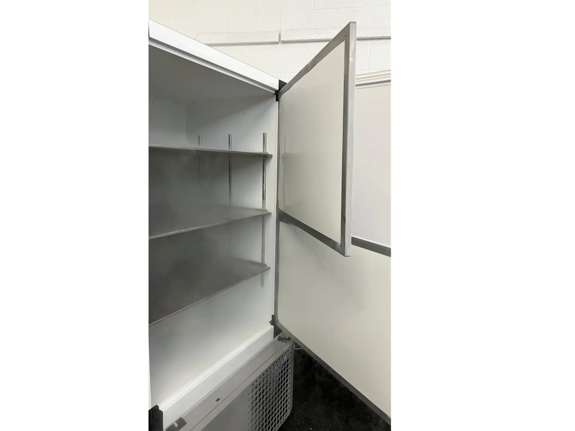 Thermo Scientific TSX60086V Ultra Low Temperature Freezer, image 6