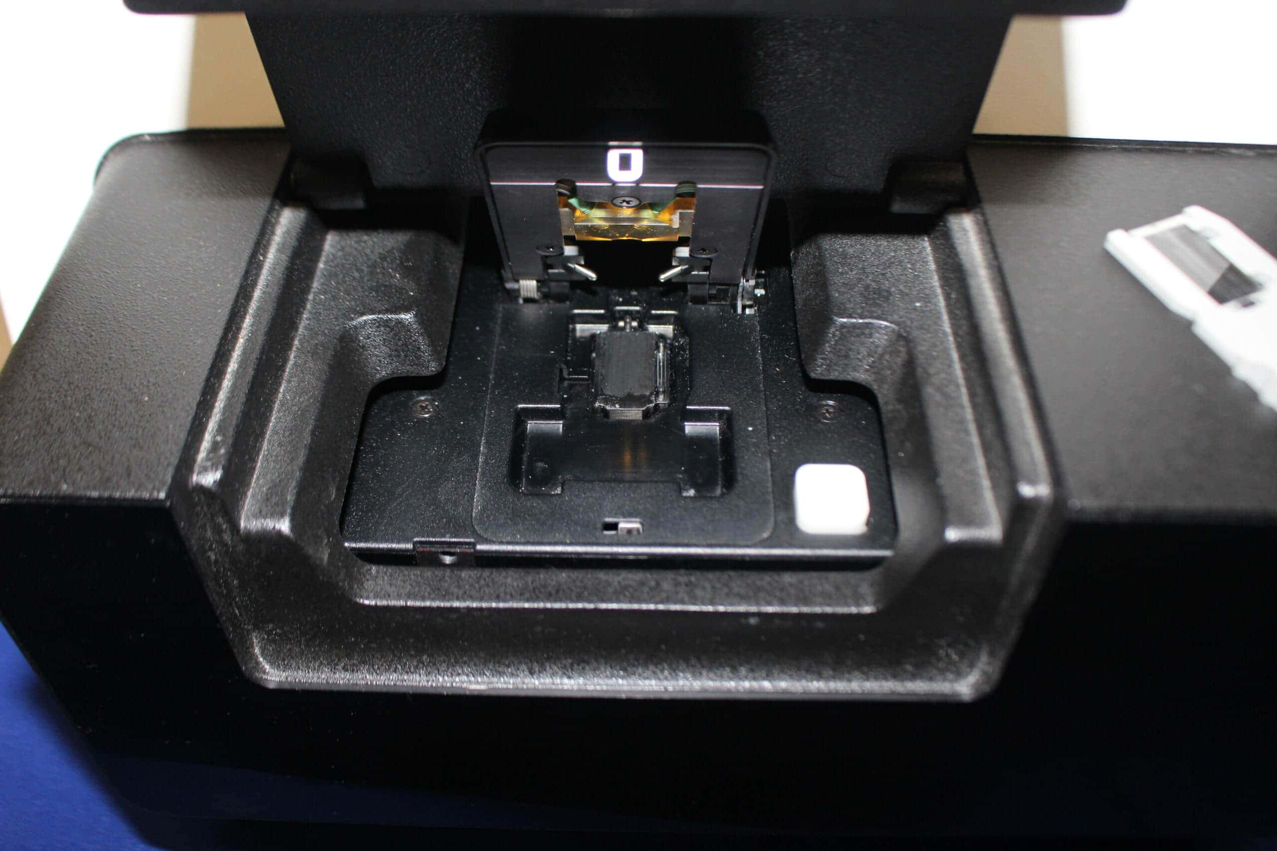 Illumina MiSeq Sequencing System, image 2