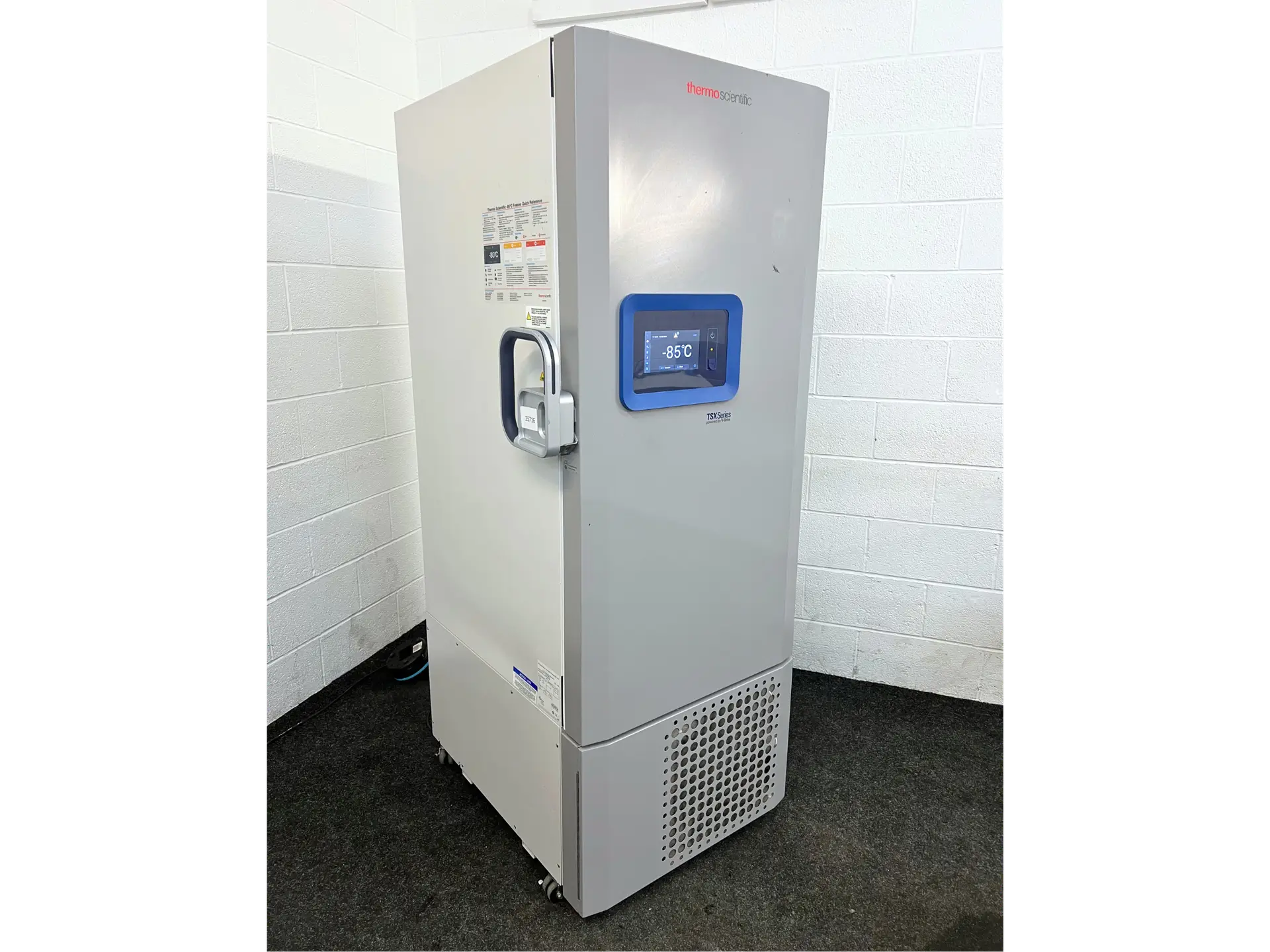 Thermo Scientific TSX40086V ULT Freezer, image 2