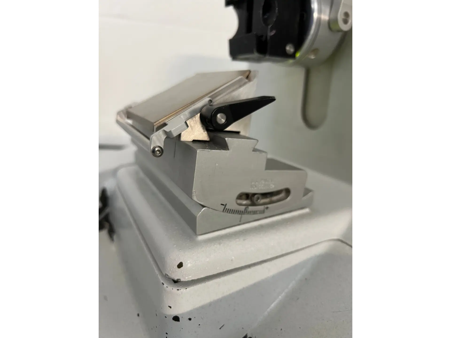 Thermo Scientific Shandon Finesse ME+ Microtome, image 6