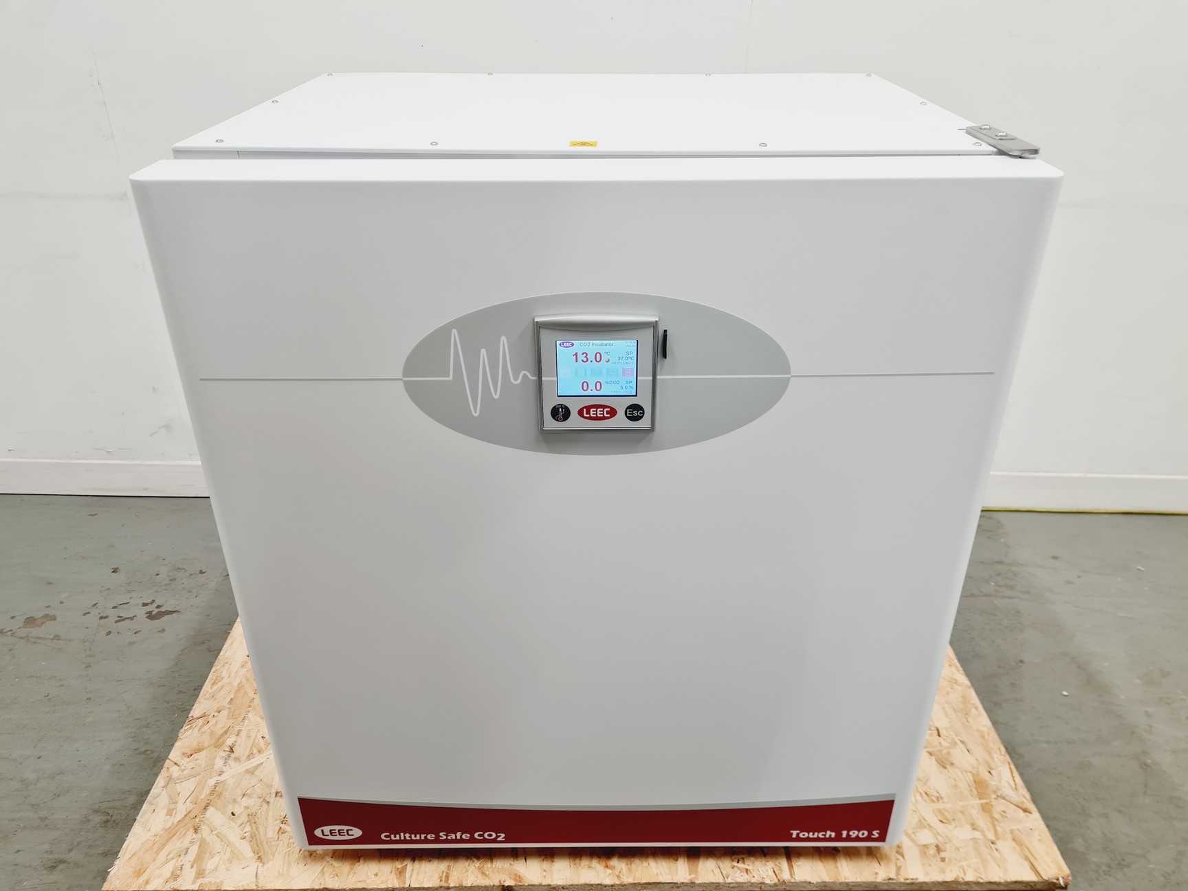 LEEC Touch 190 S CO2 Incubator