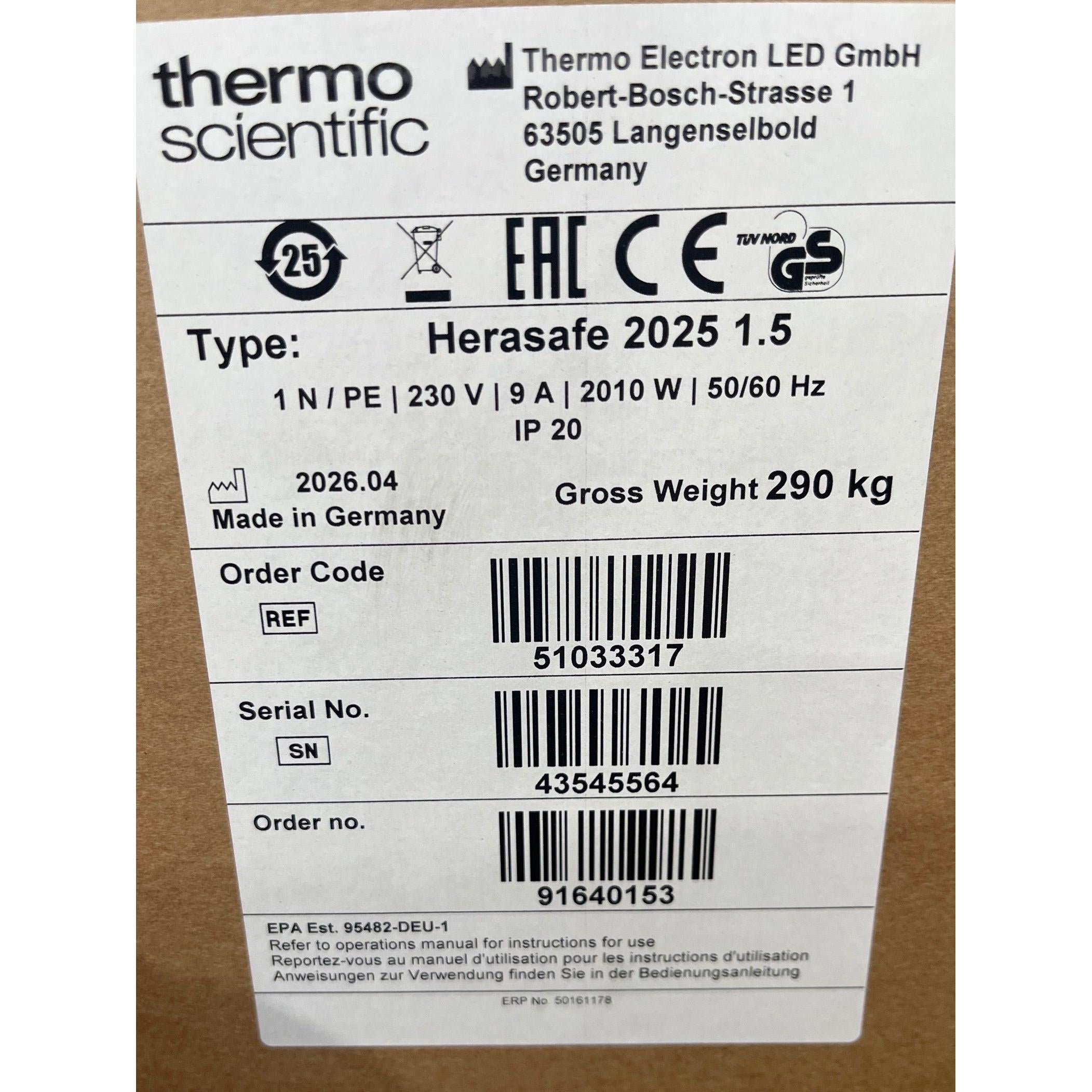 Thermo Scientific Herasafe 2025 Safety Cabinet 1.5 m with UV Cross Lamp, image 2