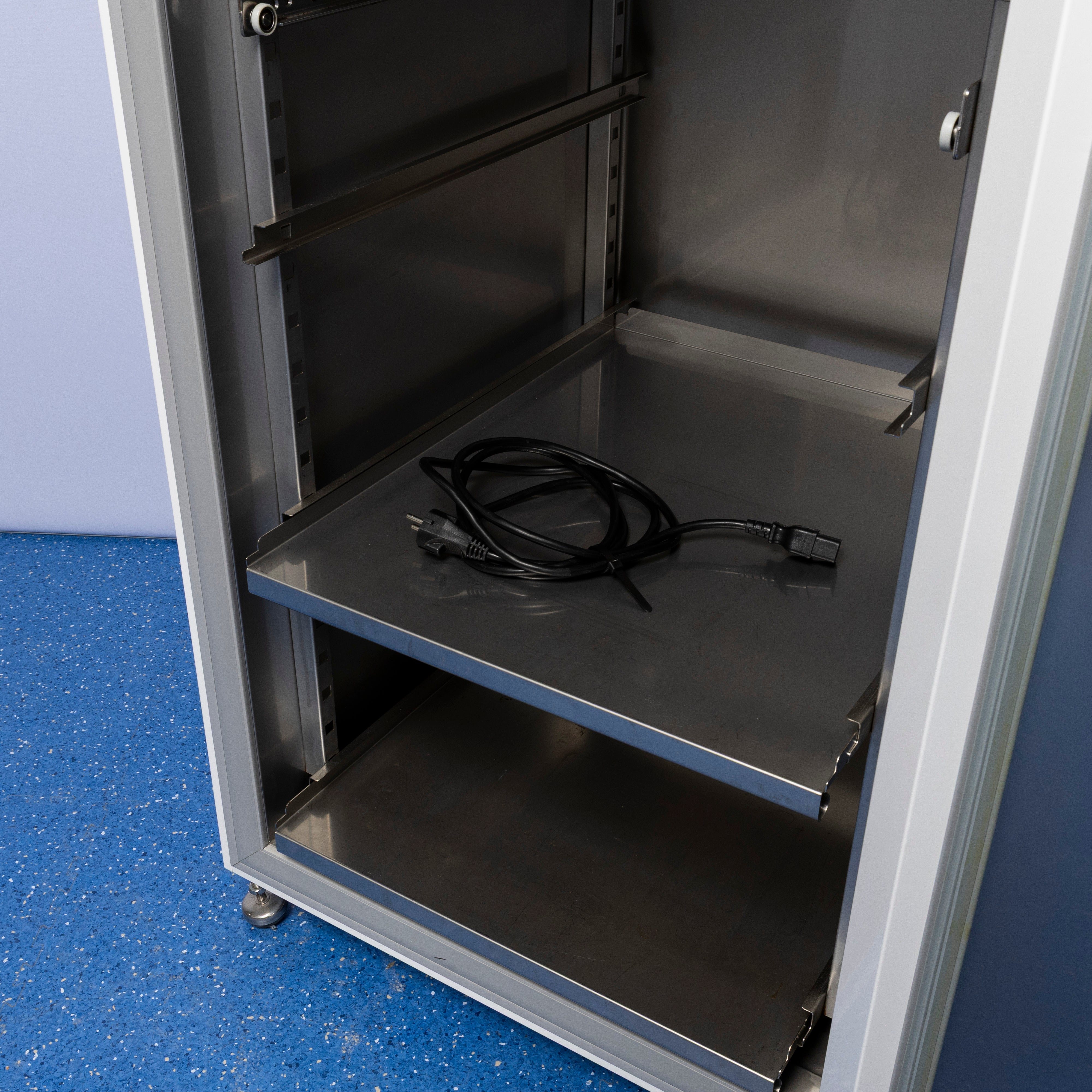 Hettich HettCube 400R Cooled Incubator, image 3