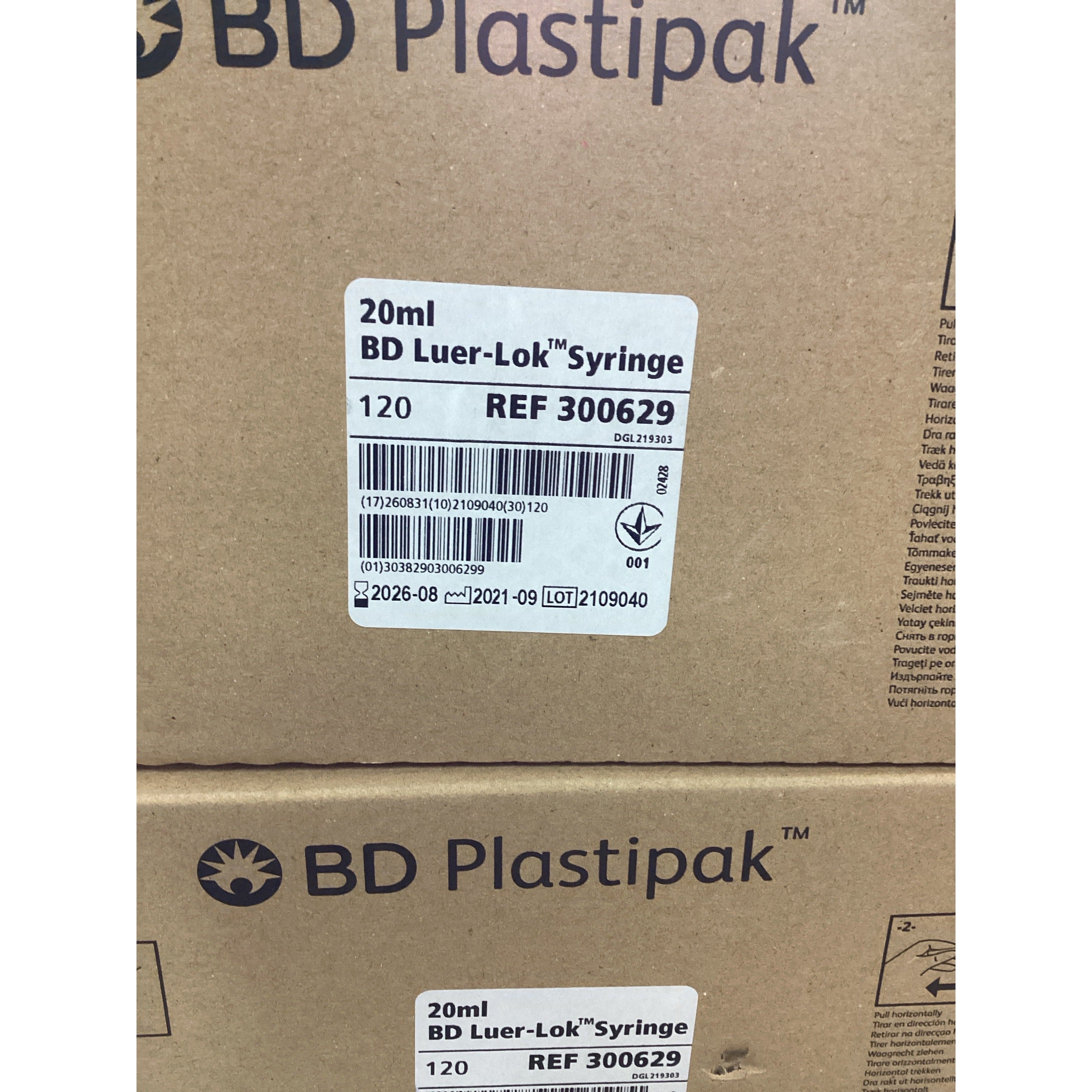 BD Plastipak™ Luer-Lok™ Syringe 20 mL, image 2