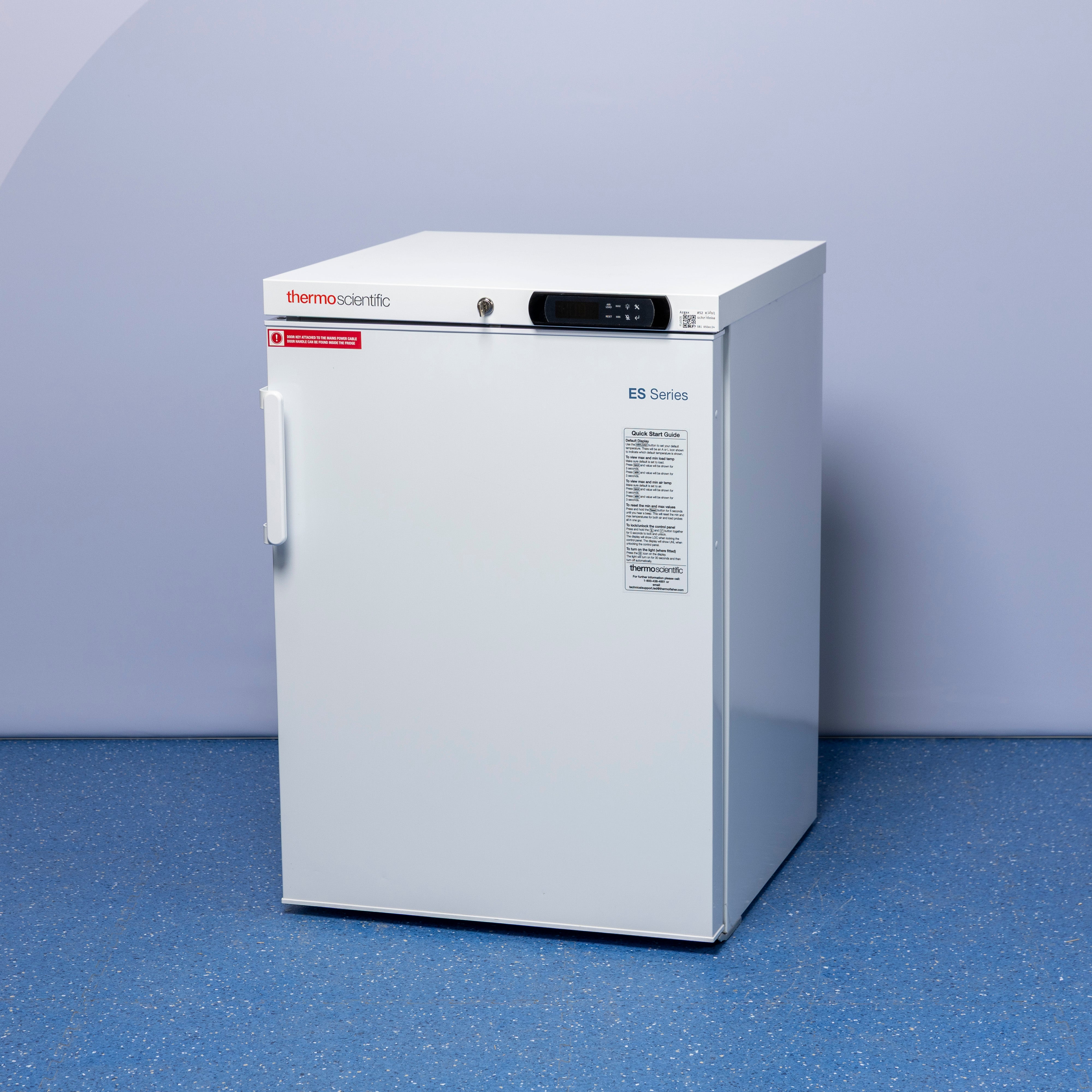 Thermo Scientific TSX undercounter refrigerator 158 l