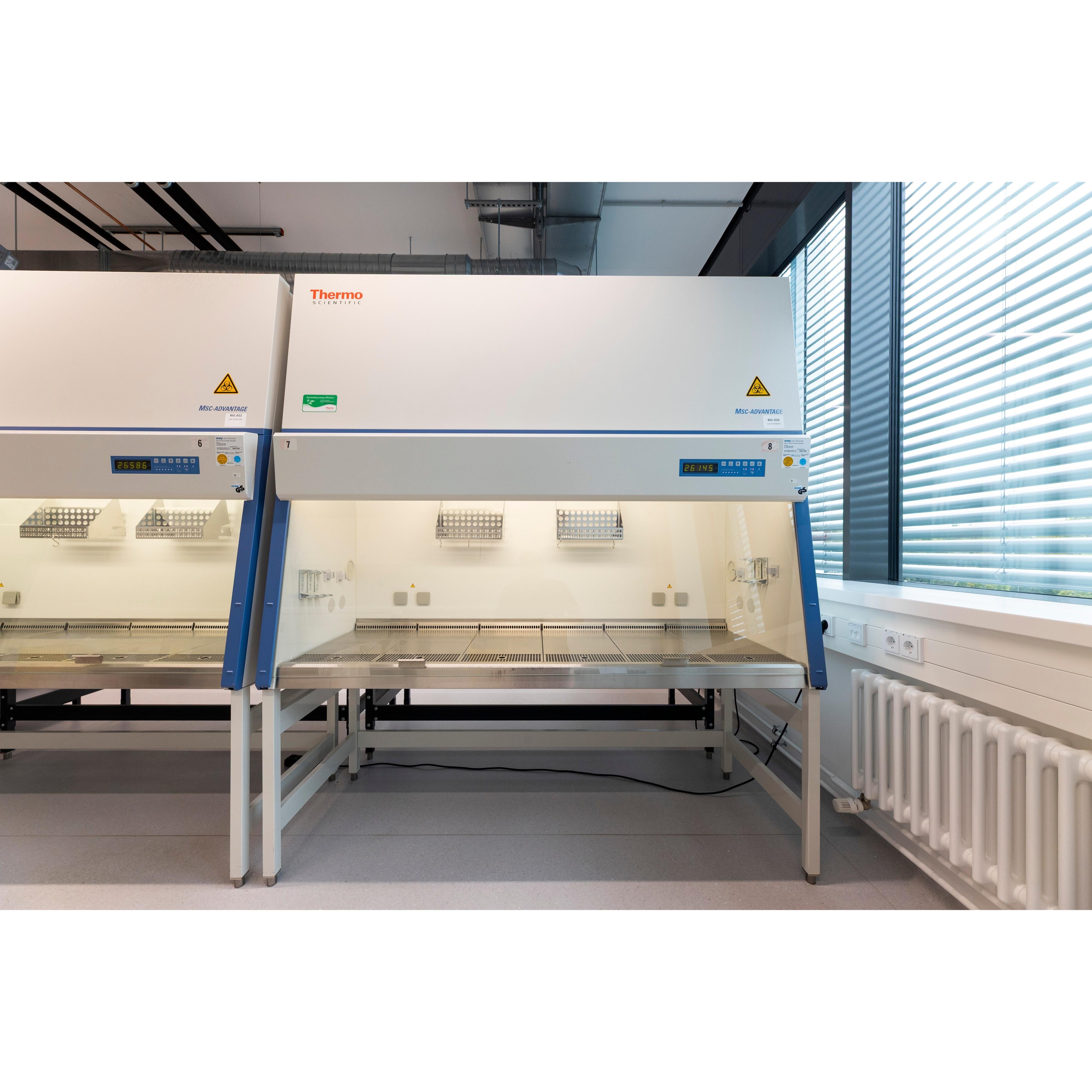 Thermo Scientific MSC-Advantage 1.8 Class II Biosafety Cabinet