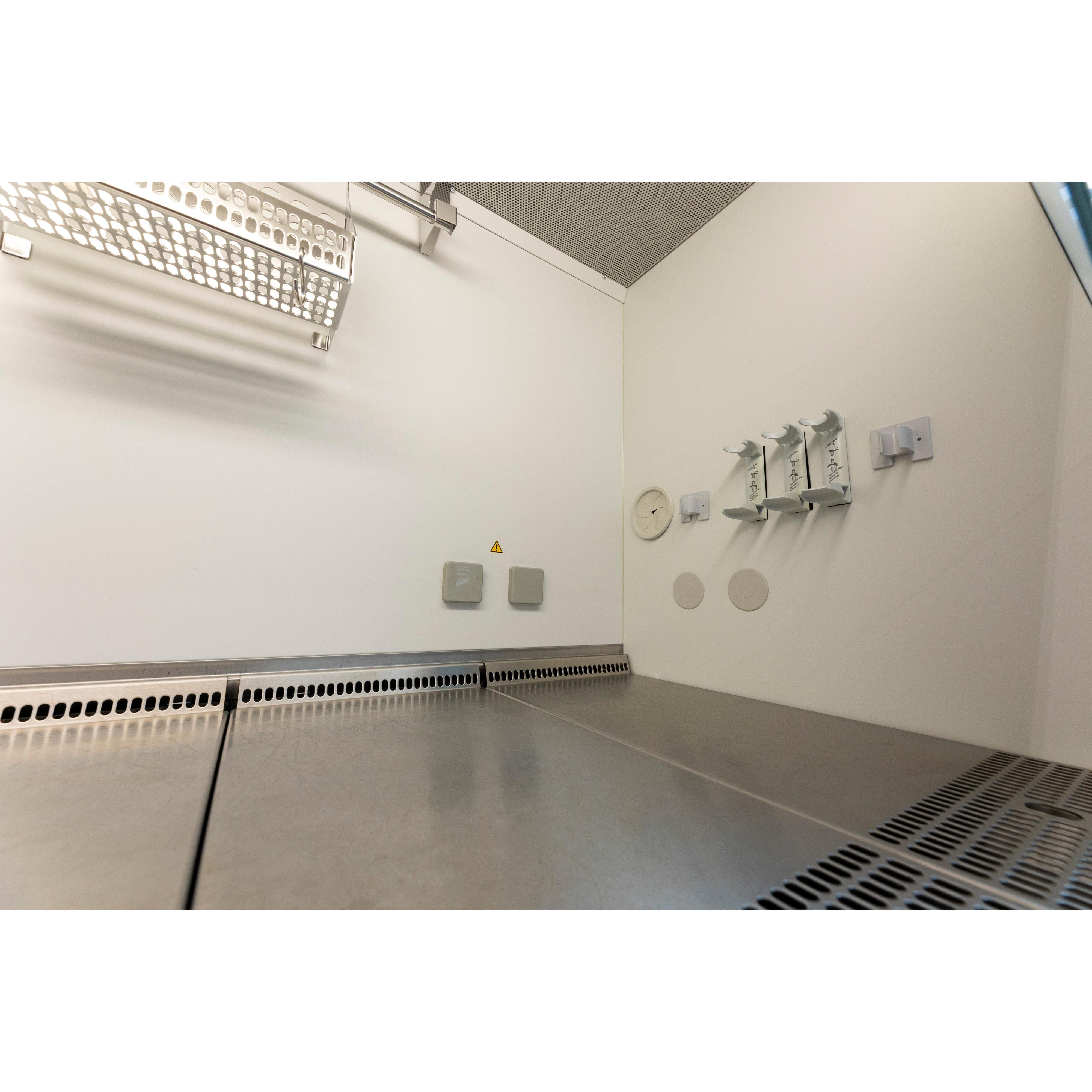 Thermo Scientific MSC-Advantage 1.8 Class II Biosafety Cabinet, image 5
