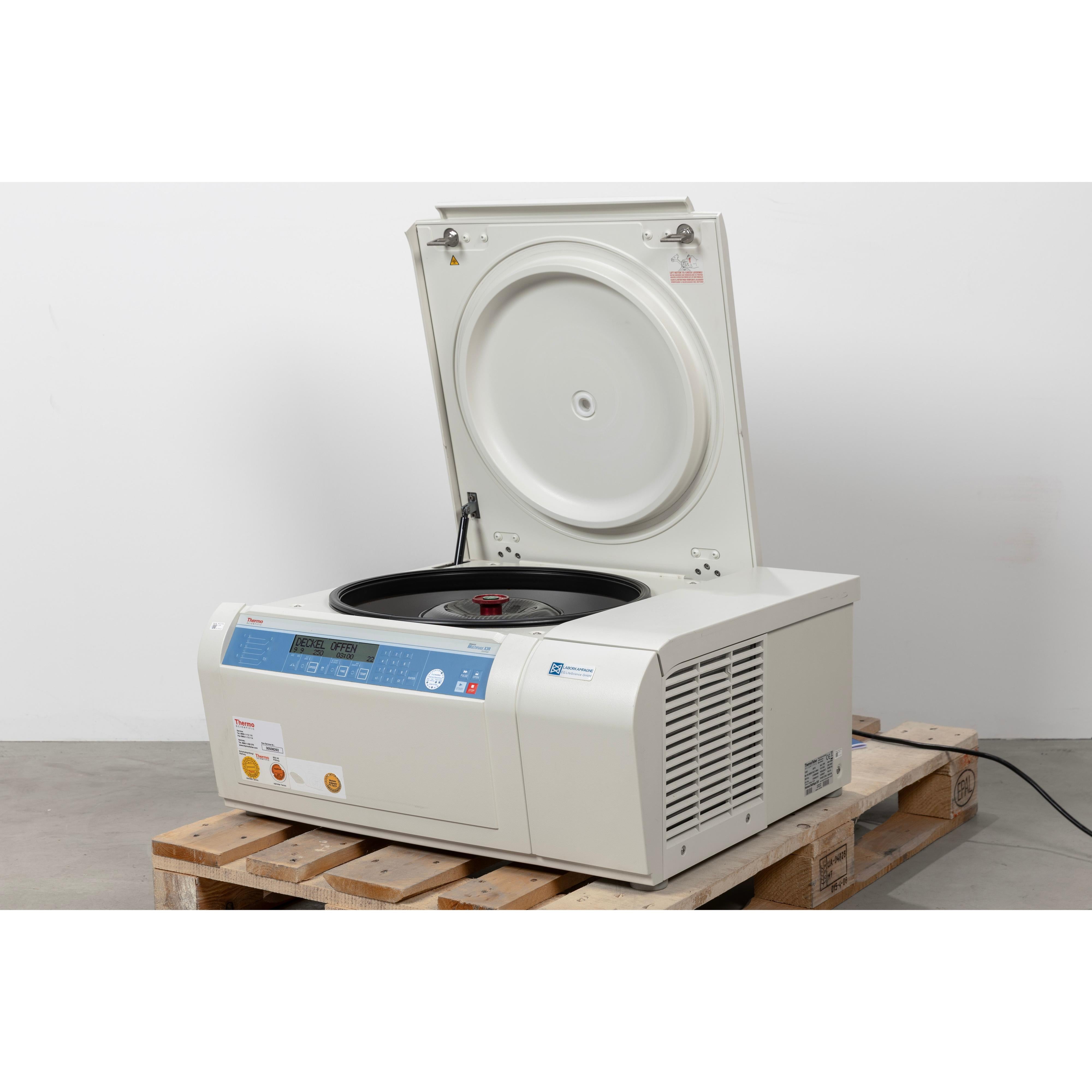 Thermo Scientific Multifuge X3R Refrigerated Centrifuge
