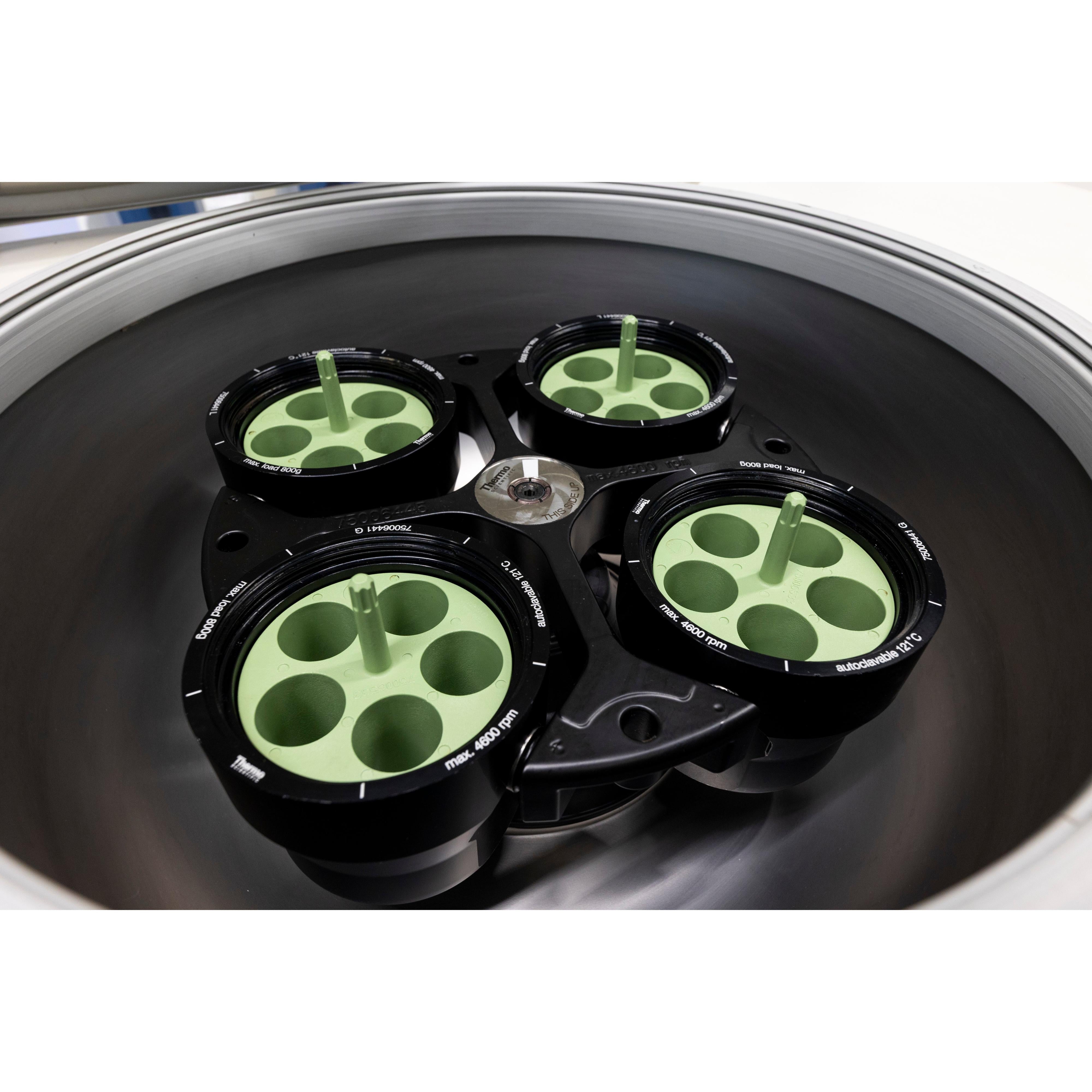 Thermo Scientific Heraeus Multifuge 3SR+ Refrigerated Centrifuge (3 L), image 4